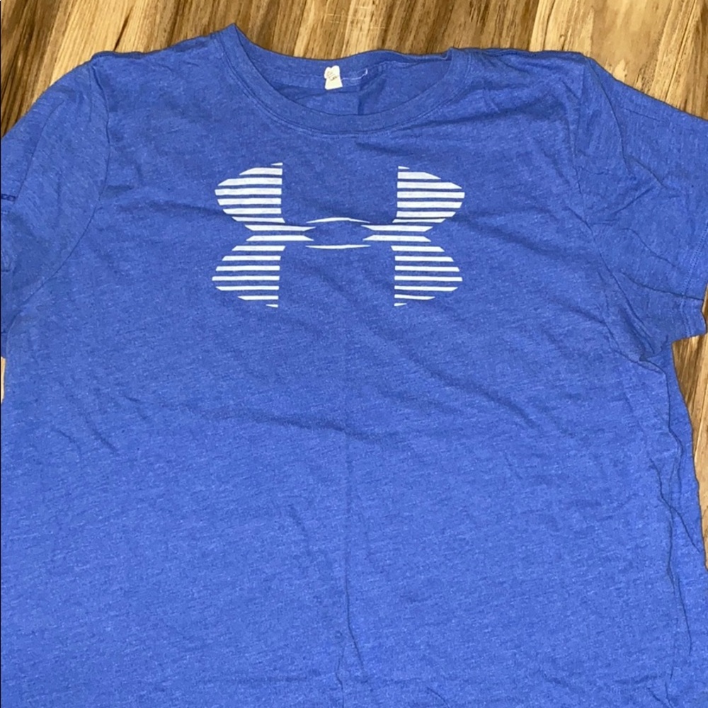 Under Armor relaxed fit T